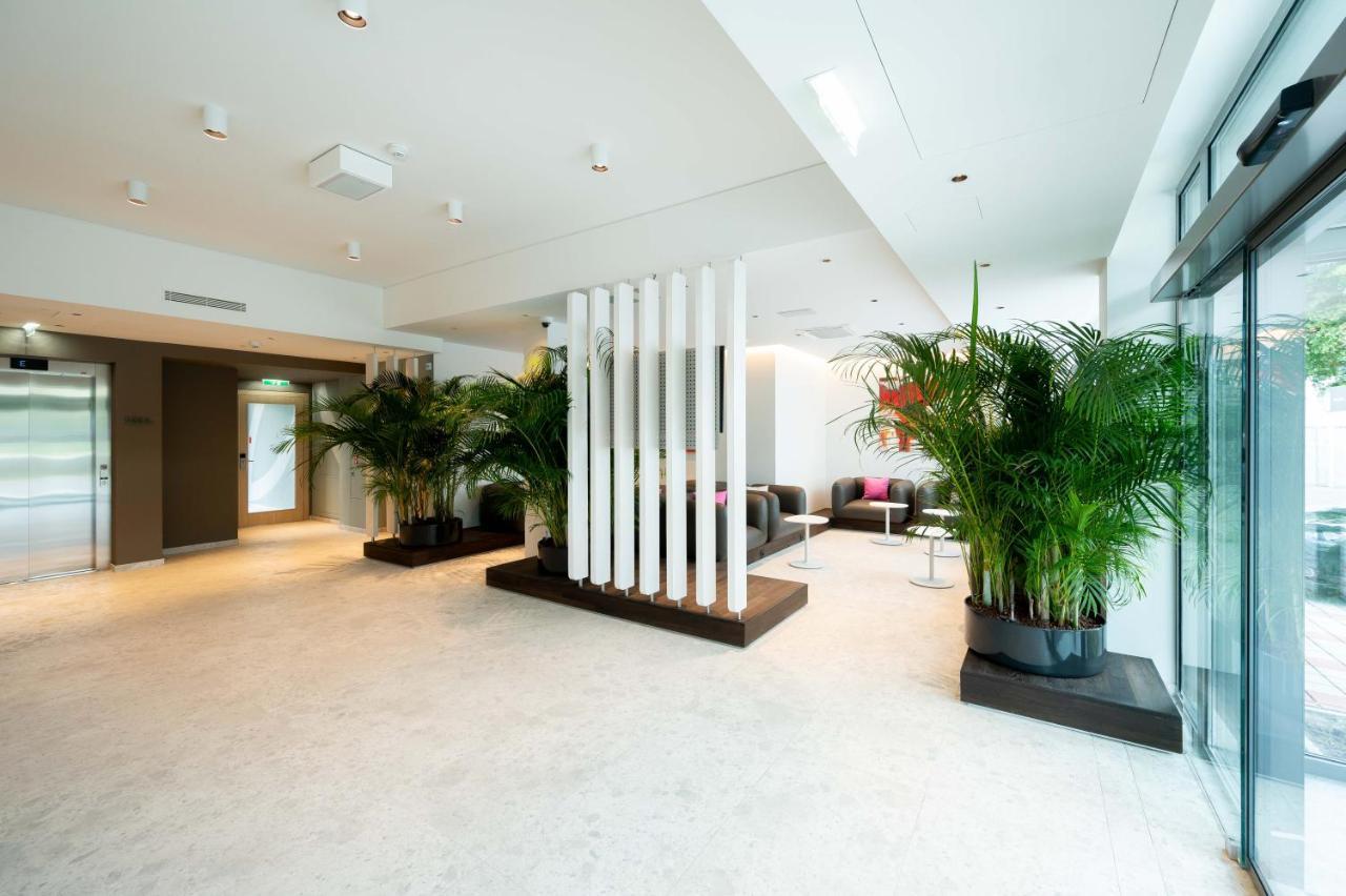 Hotel Le Parc Винер-Нойштадт Экстерьер фото
