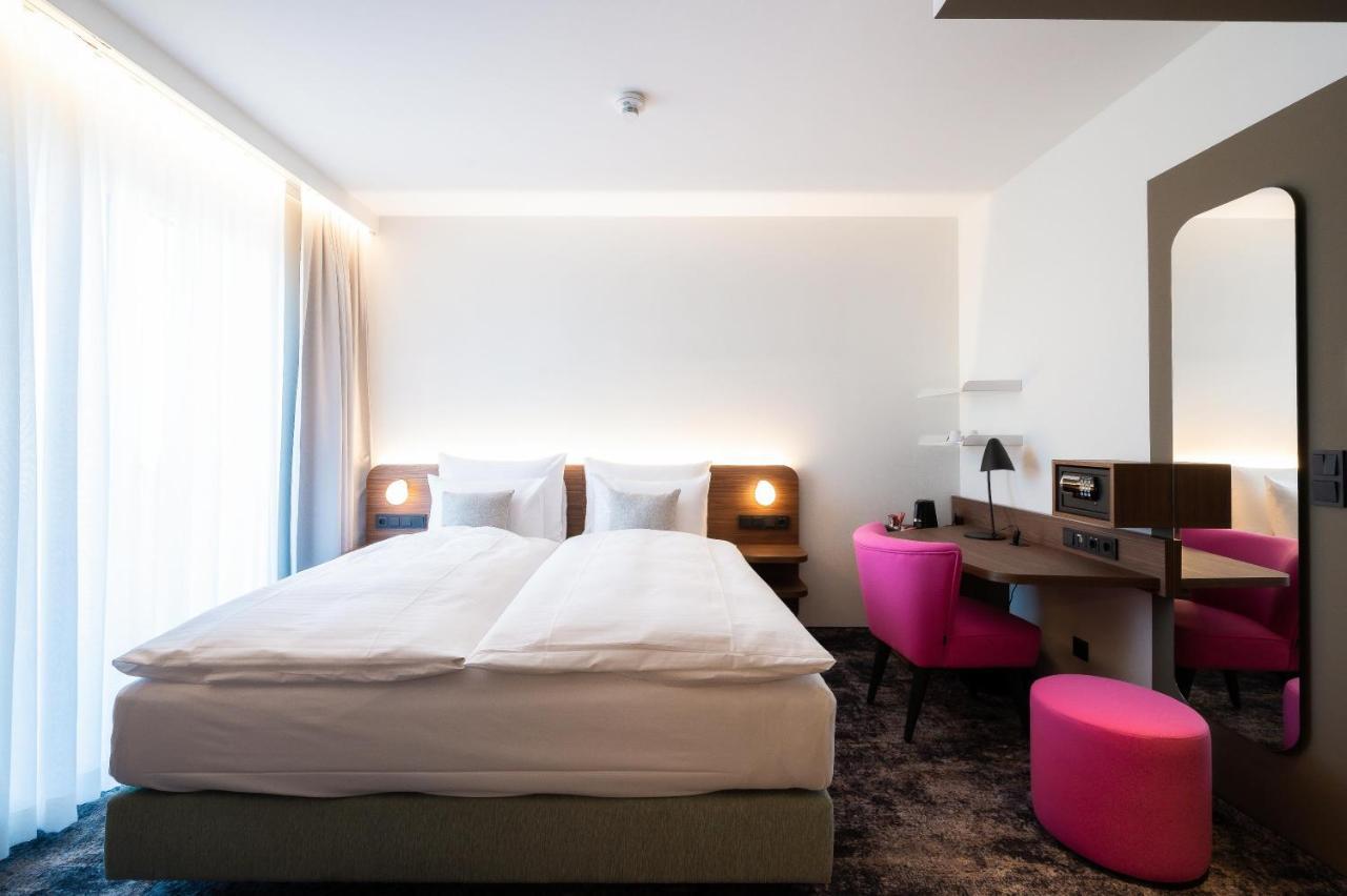 Hotel Le Parc Винер-Нойштадт Экстерьер фото