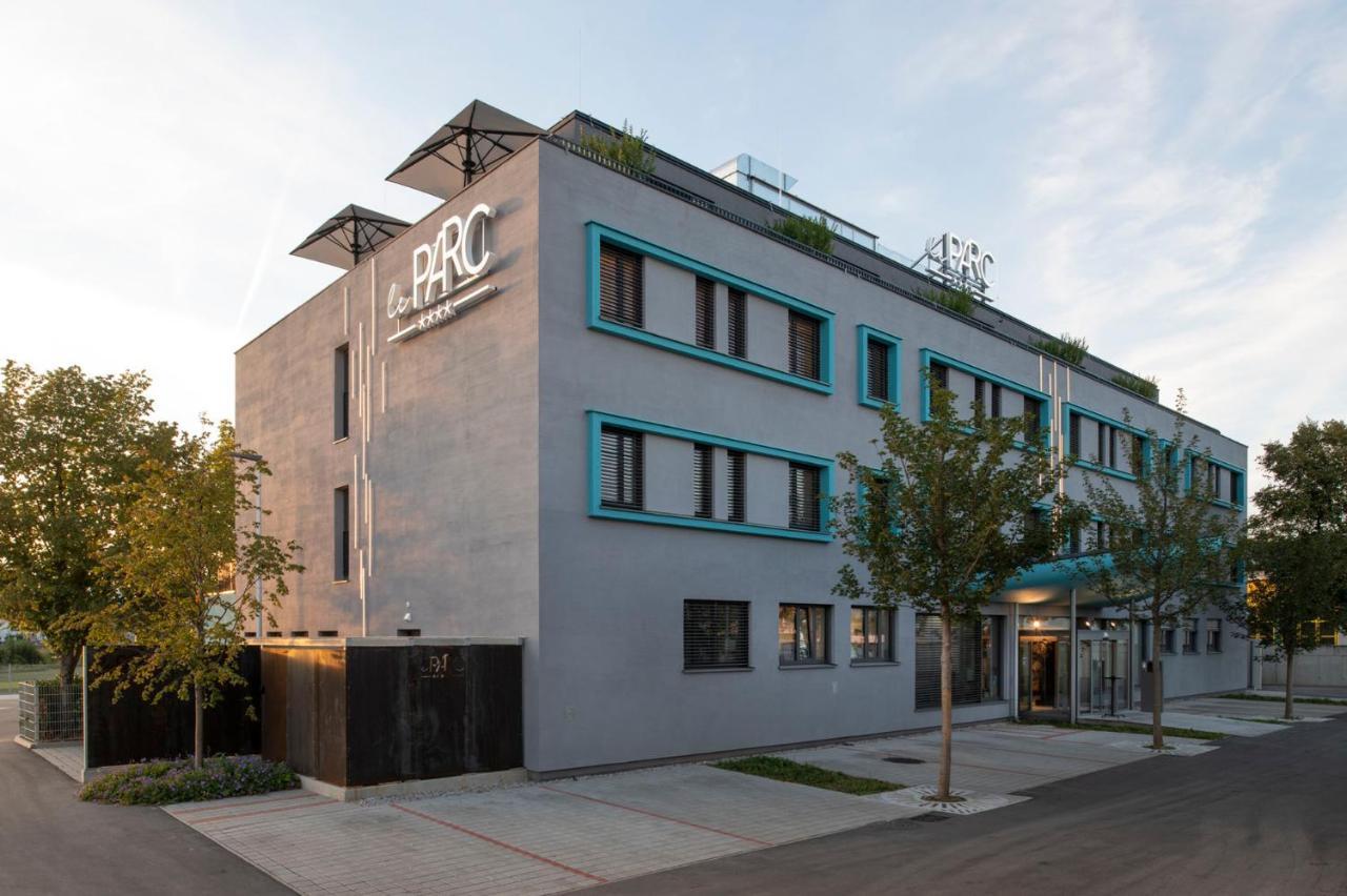 Hotel Le Parc Винер-Нойштадт Экстерьер фото