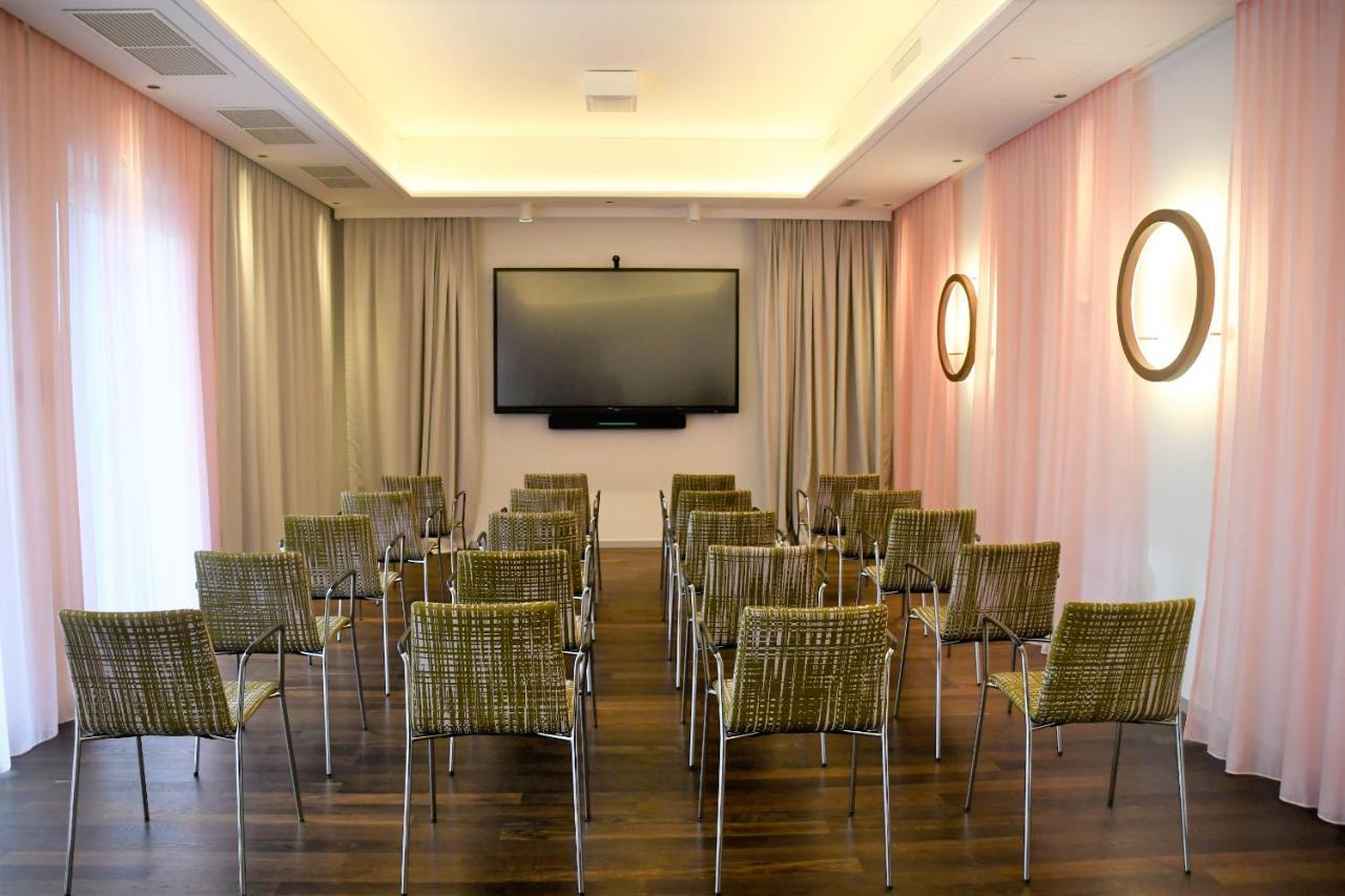 Hotel Le Parc Винер-Нойштадт Экстерьер фото